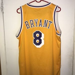 KOBE BRYANT JERSEY NUMBER 8. A TRUE CLASSIC JERSEY